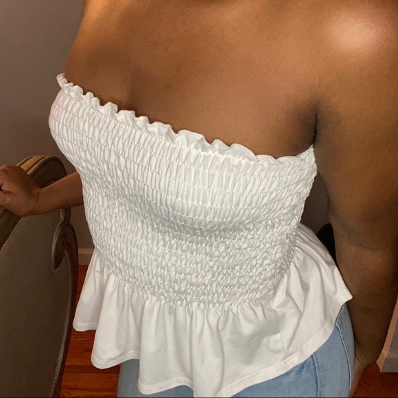 Rutched Ruffle Strapless Top - Picture 2 of 3
